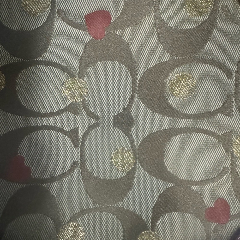 COACH POPPY LARGE TOTE HANDBAG  LEATHER/CANVAS GOLD POLKA DOTS AND HEARTS - Picture 5 of 7